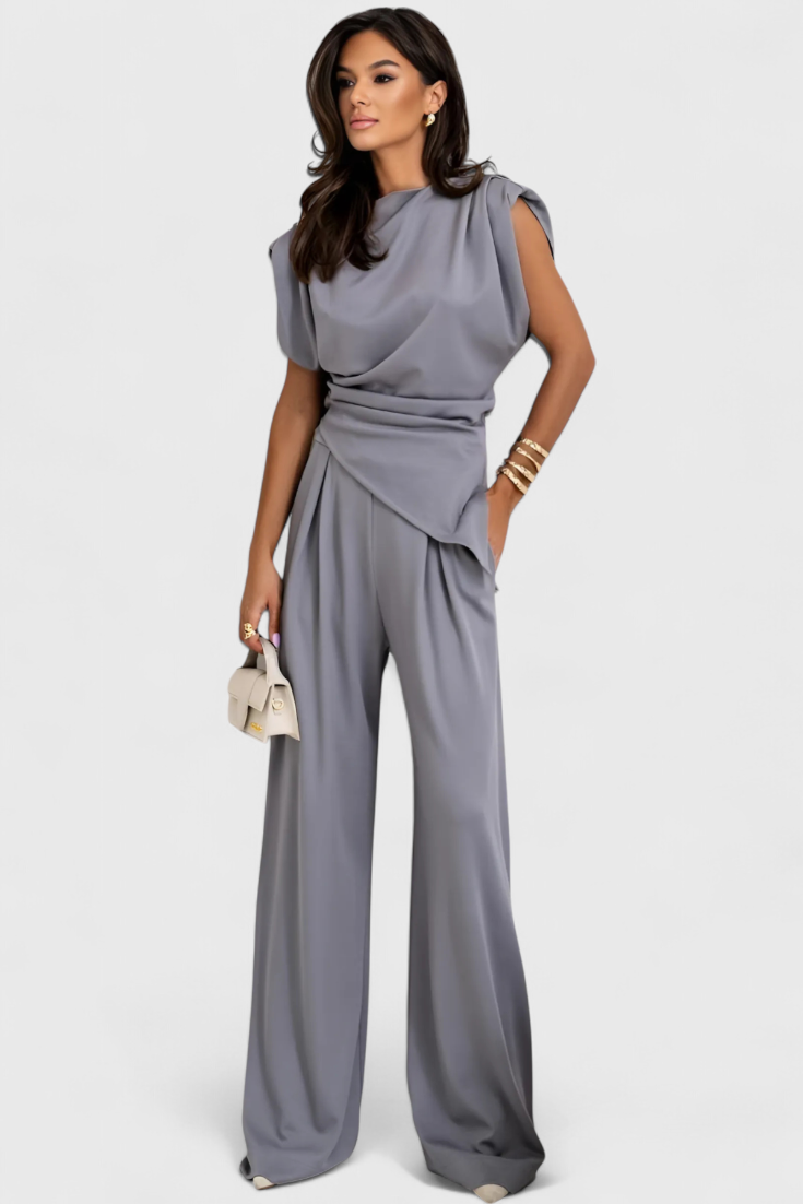 Ruffle Front Set