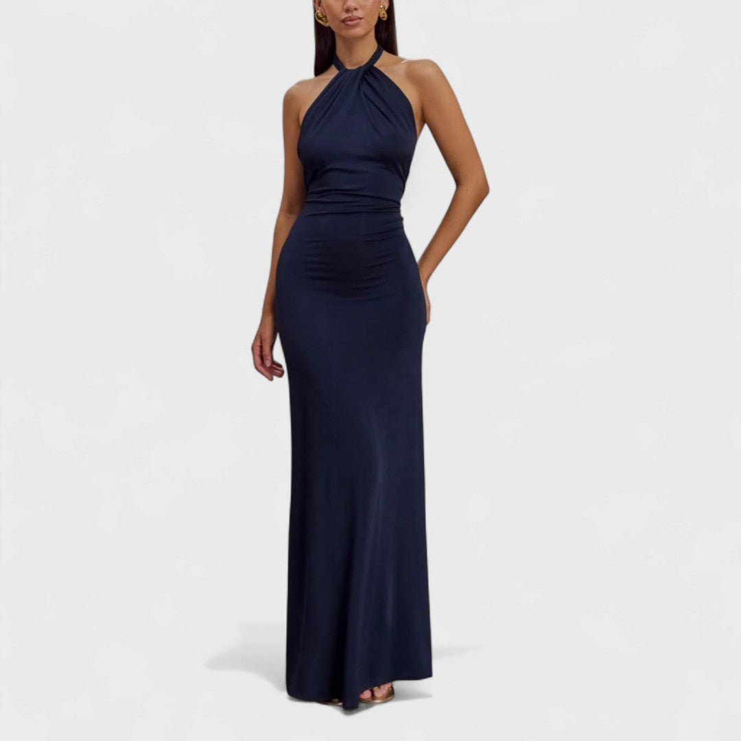 Curvy silk dress with halter neck